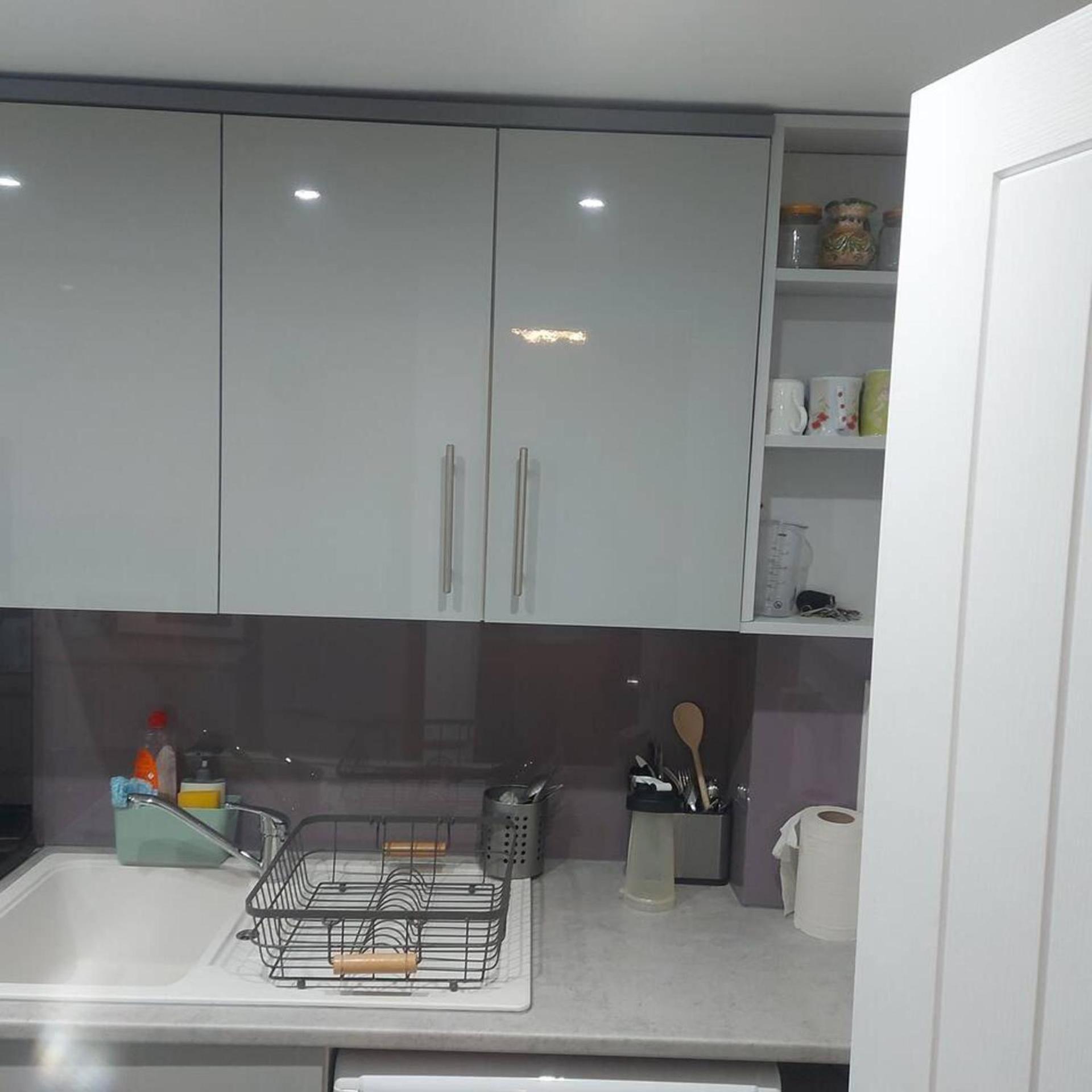 Lovely & Beautiful 2 Bed-Apartment In بورهاموود المظهر الخارجي الصورة